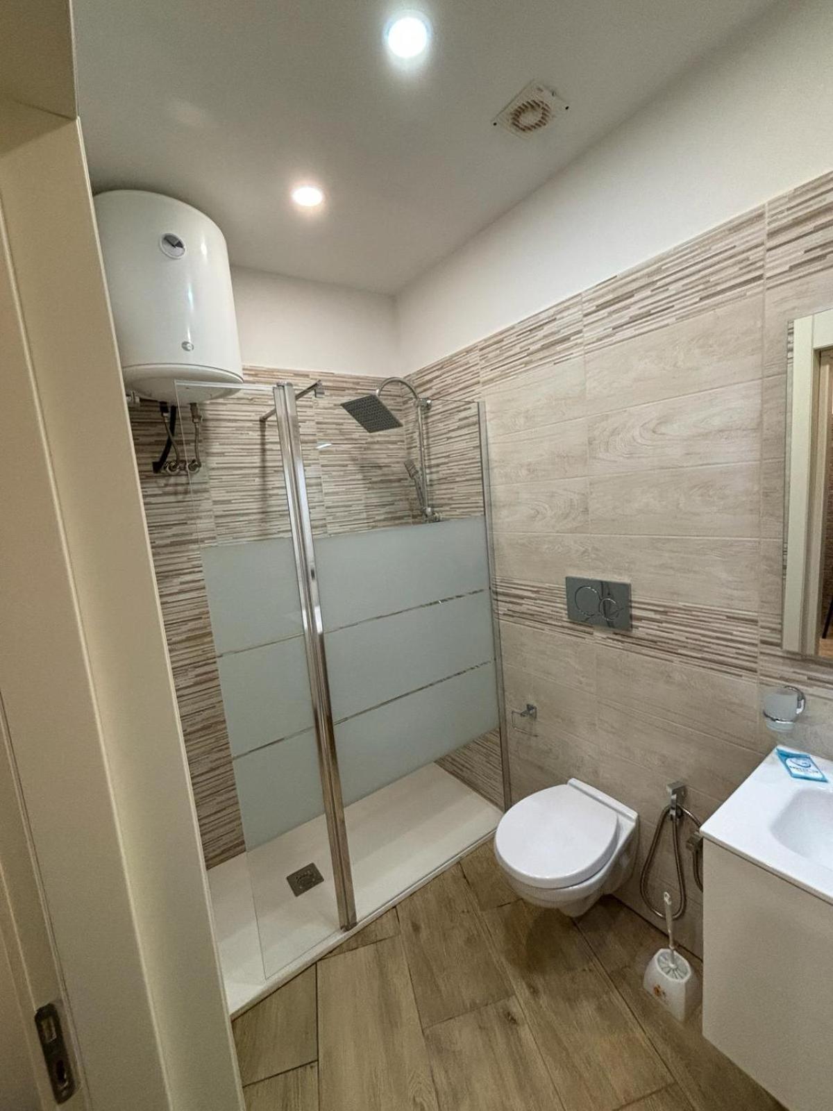 B&B La Storia Bari Bagian luar foto